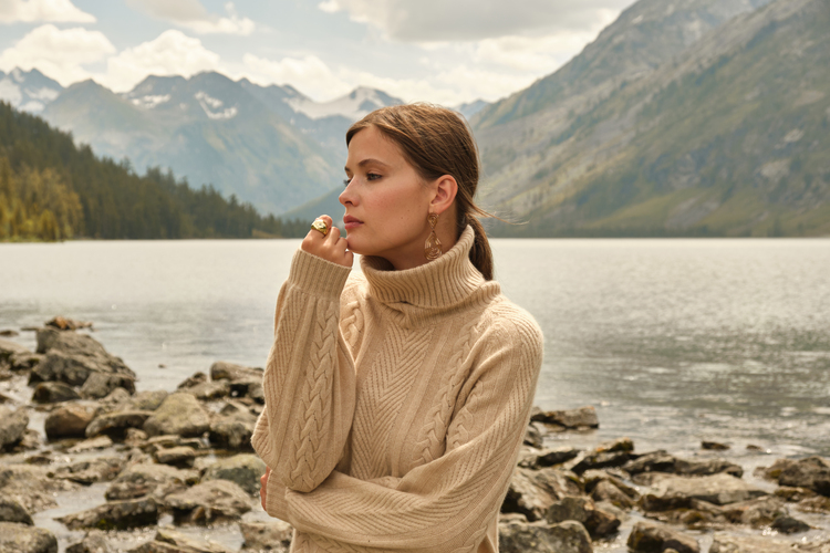 Как выбрать качественный свитер из кашемира Как выбрать качественный свитер из кашемира